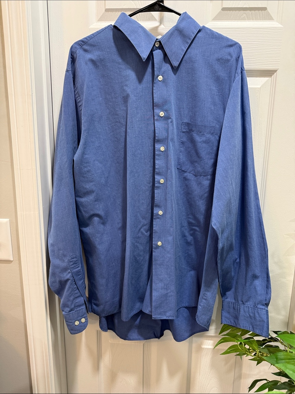 Van Heusen Men's Long-Sleeve Button-Down Shirt — Blue